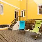 Feels Like Home Santa Marta Flat with Terrace