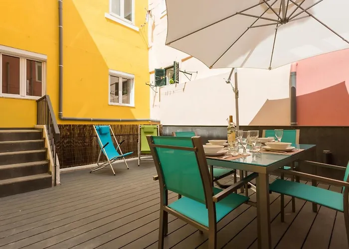 Feels Like Home Santa Marta Flat with Terrace